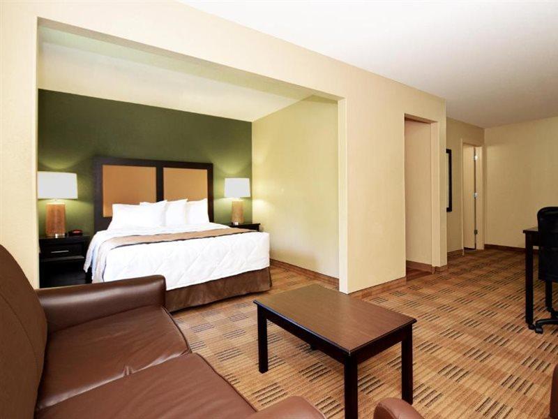 Extended Stay America Select Suites - Greenville - Haywood Mall Exterior photo