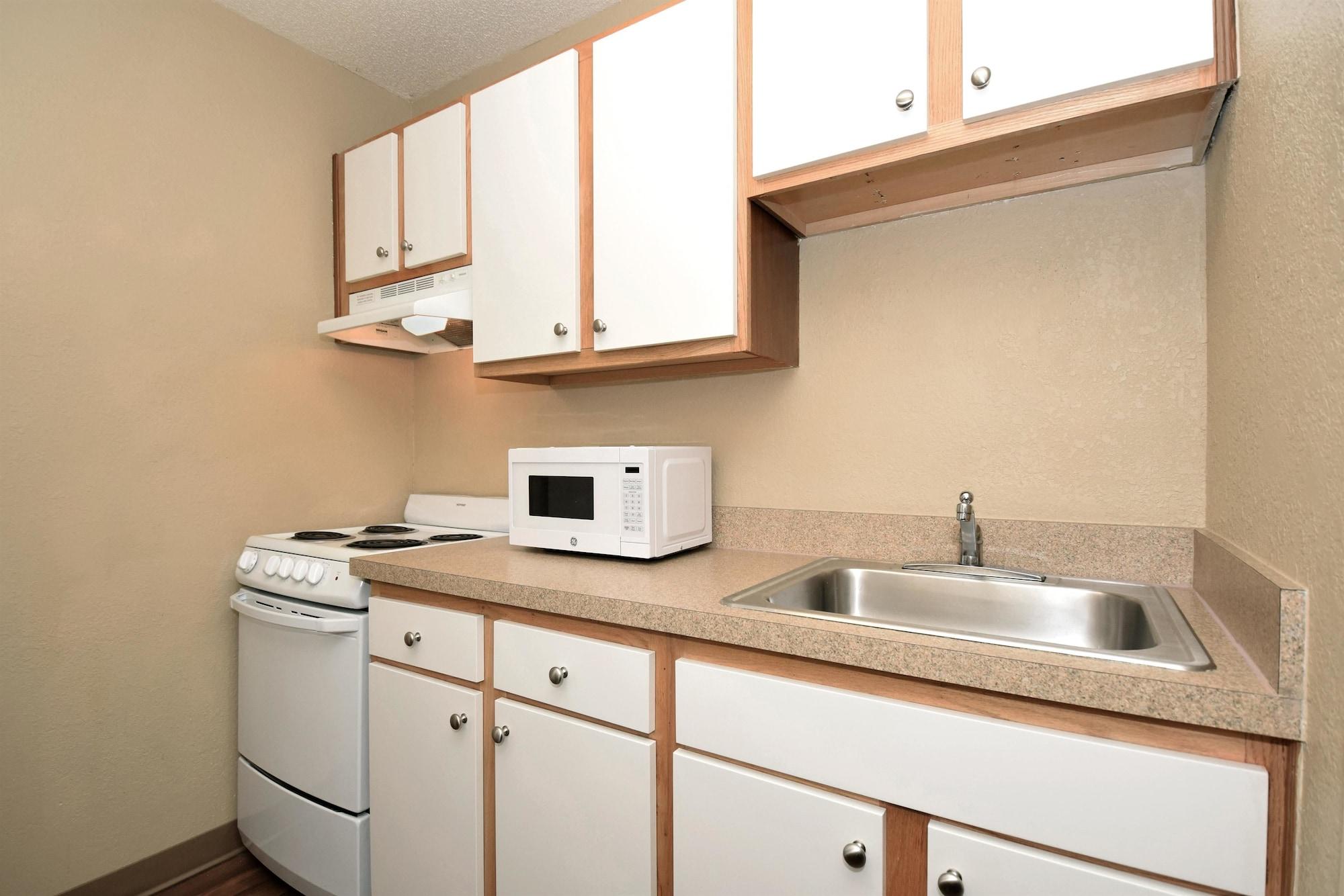 Extended Stay America Select Suites - Greenville - Haywood Mall Exterior photo