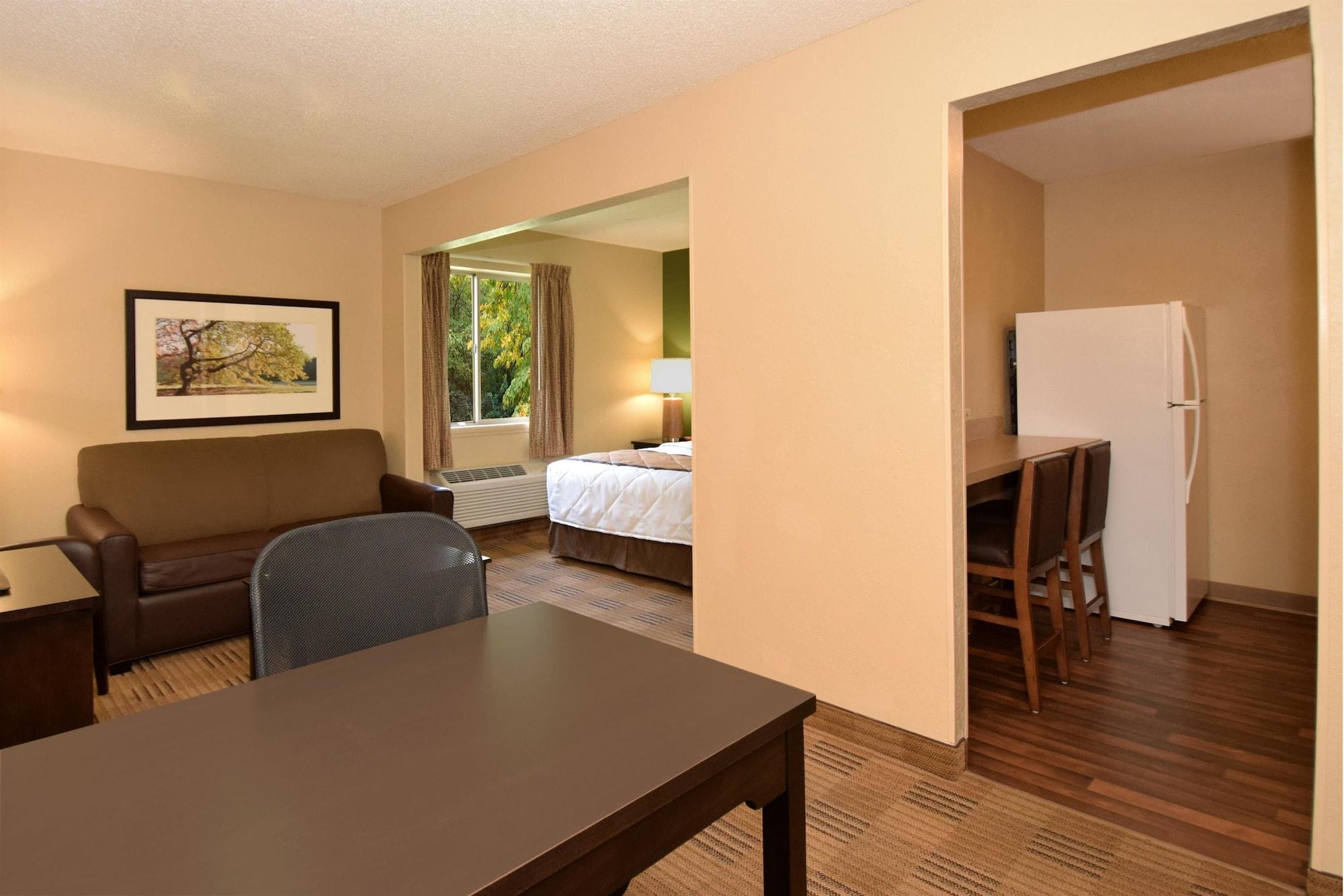 Extended Stay America Select Suites - Greenville - Haywood Mall Exterior photo