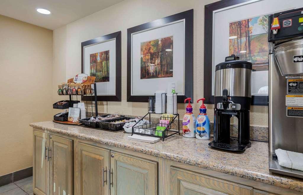 Extended Stay America Select Suites - Greenville - Haywood Mall Restaurant photo