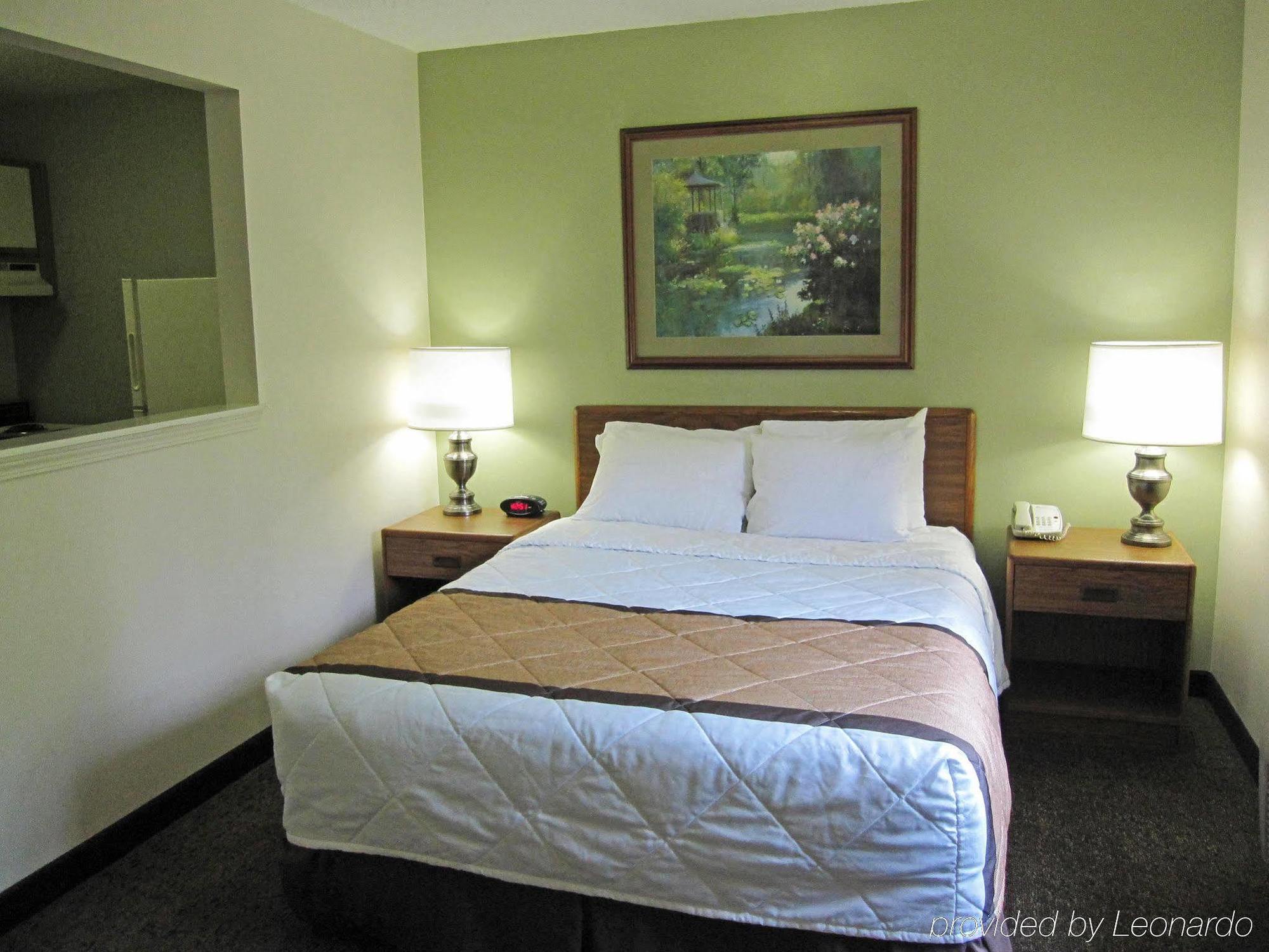Extended Stay America Select Suites - Greenville - Haywood Mall Exterior photo